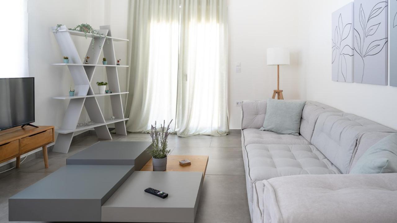 A Brand New, Beautifully Decorated Maisonette. Chalkida Luaran gambar